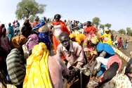 O campo de refugiados no Estado do Alto Nilo, Sudão do Sul, abriga milhares de pessoas vulneráveis que fugiram dos combates no Estado de Nilo Azul. O CICV construiu uma rede de abastecimento de água de sete quilômetros para o campo.