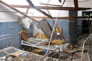 برازافيل، مستشفى تالانغاي. أُلقيت أجهزة متفجرة داخل المبنى، ودُمر المستشفى جزئيًّا جراء الانفجار. 