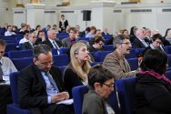 全球医疗和人道工作者在伦敦研讨会上齐聚一堂，共同应对医疗服务面临的威胁。