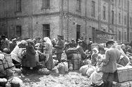 Riga, Lettonie, 1920-22. Camp de transit pour les PG russes et lettons rapatriés d'Allemagne (de Stettin) et pour les PG allemands rapatriés de Russie. 