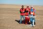 Le Croissant-Rouge sahraoui a installé un poste de ravitaillement pour les coureurs du marathon du désert organisé par le CICR à l'occasion de la Journée internationale des personnes handicapées.