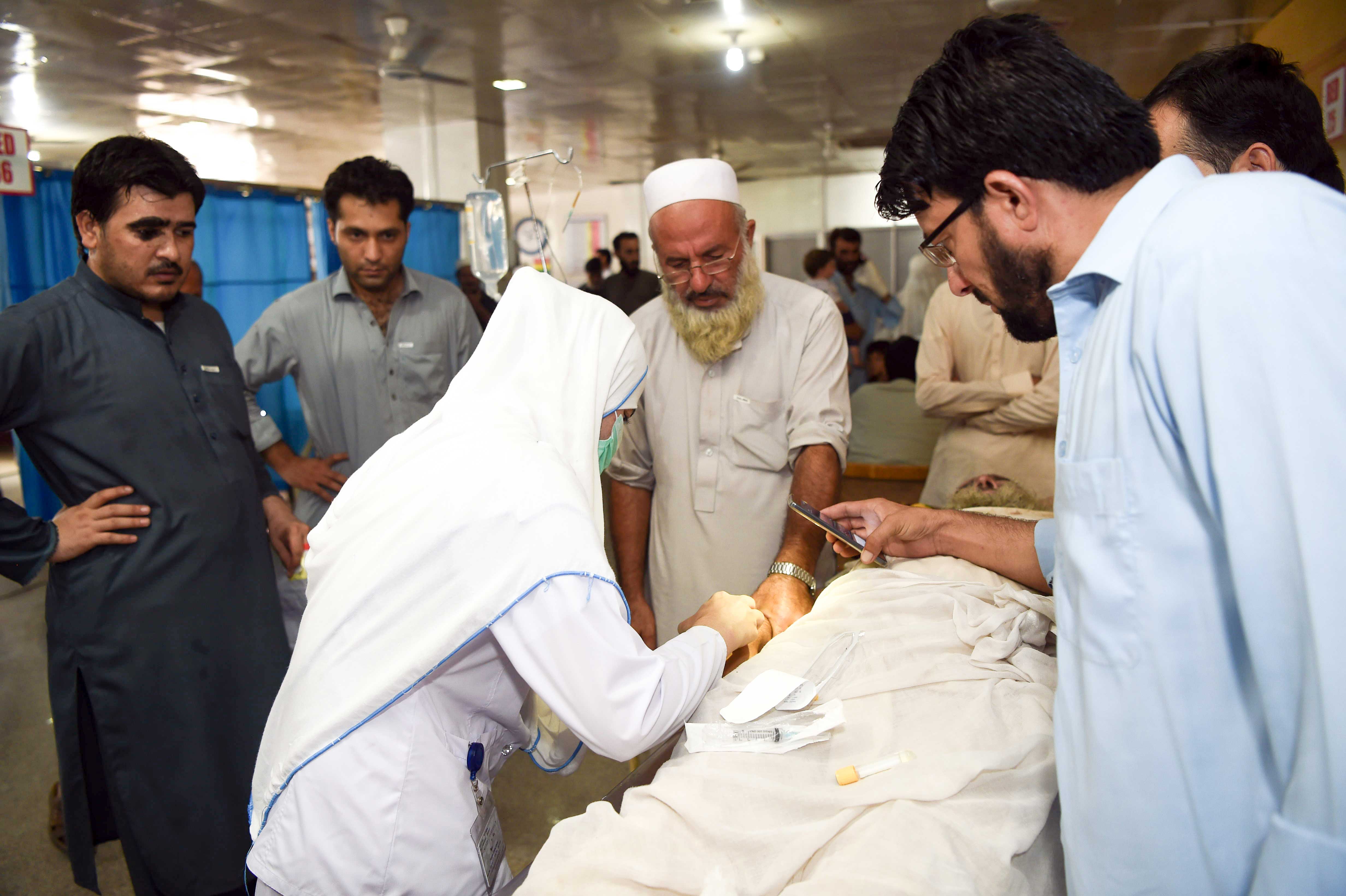 Private health sector in pakistan image