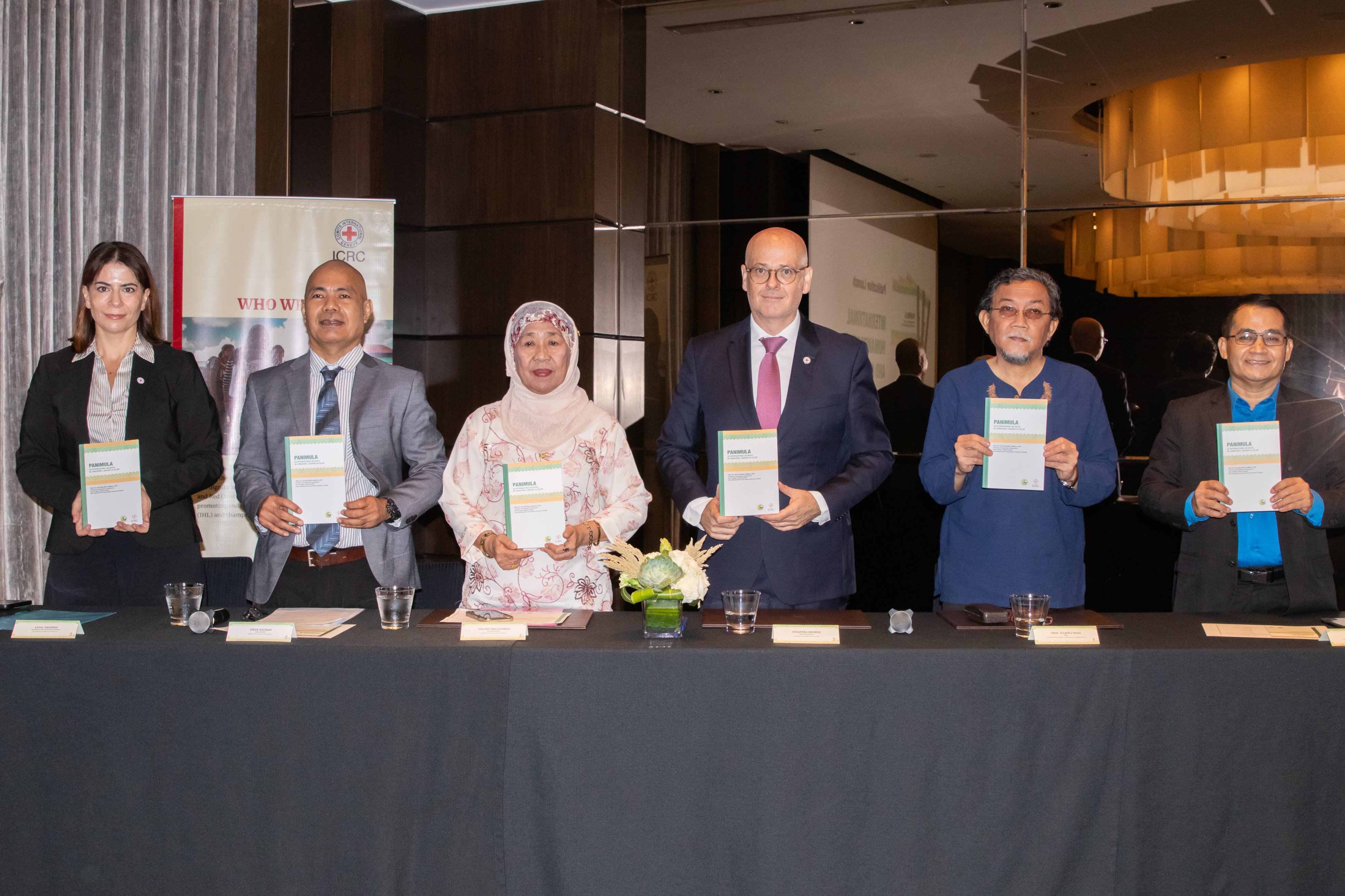 From left to right: Layal Neaimeh, ICRC humanitarian affairs coordinator; Iskak Racman, Legal Officer, Bangsamoro Autonomous Region in Muslim Mindanao (BARMM) Liaison Office in Metro Manila; Johannes Bruwer, head of ICRC Philippine delegation; Prof. Julkipli Wadi, Dean, Institute of Islamic Studies, University of the Philippines - Diliman; Dr. Yusoph Mando, President, Regional Da'wah Council - Philippines