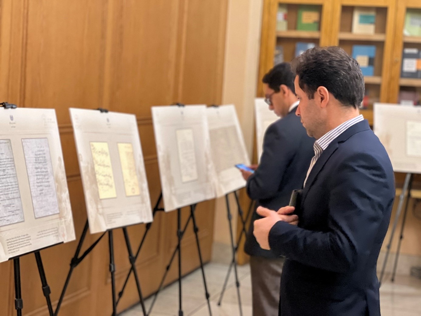 Iran-photo-exhibition-geneva-conventions-commemoration-5