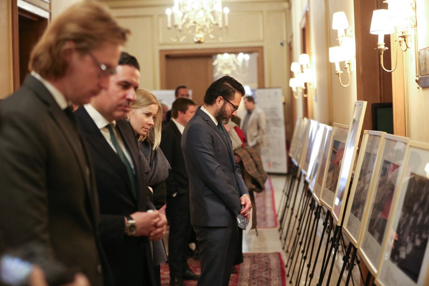 Iran-photo-exhibition-geneva-conventions-commemoration-6