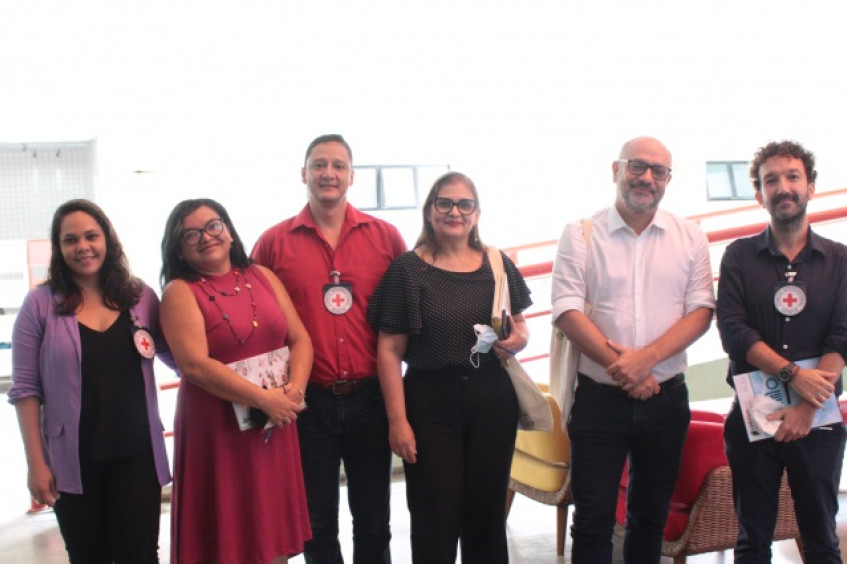 Brasil: Em parceria com CICV, ESP/CE projeta formações para profissionais da saúde