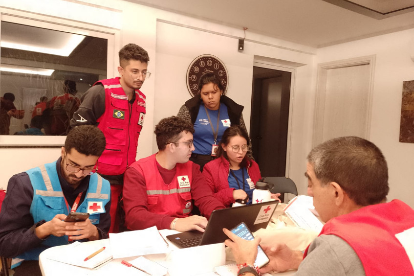 Cruz Vermelha promove formação de equipes de primeiros socorros para contextos sensíveis e inseguros