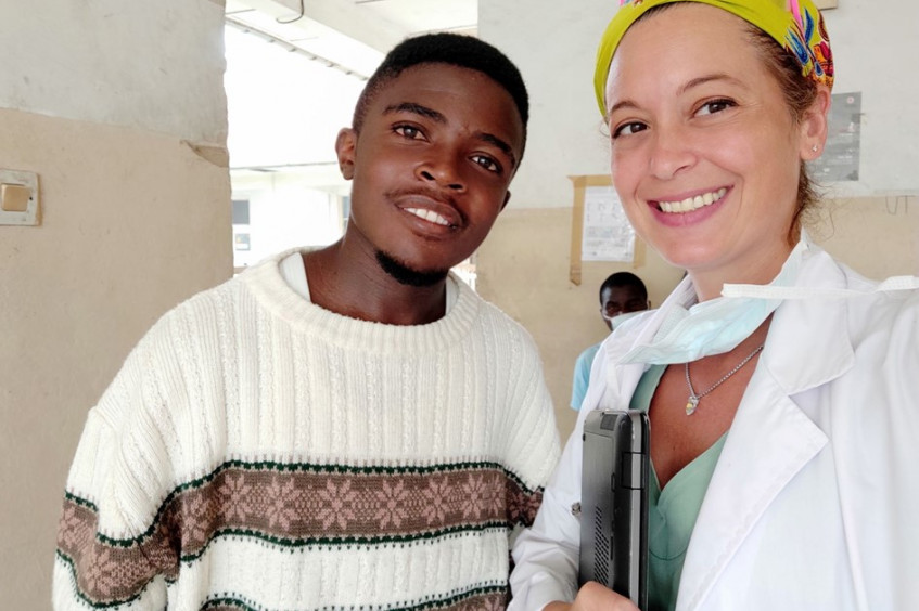 "Las historias de pacientes me emocionan". Entrevista a Carina Ginaserra, cirujana de guerra argentina en Sudán del Sur
