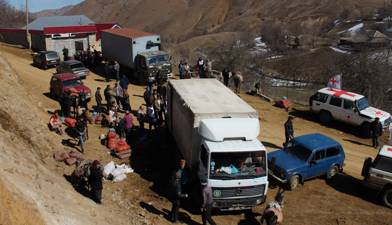 The ICRC distributes seeds in the communities of Gedebey district, Azerbaijan.