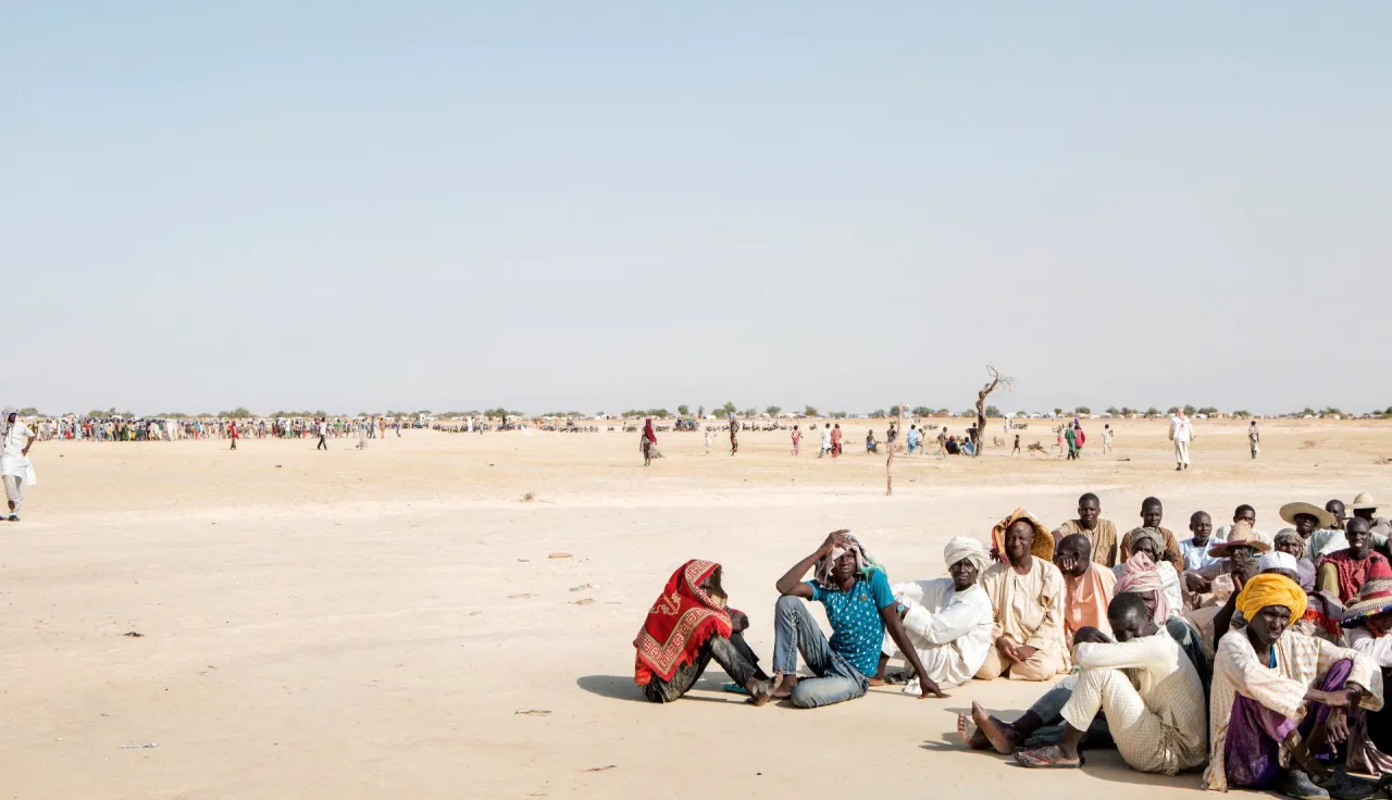 Garin Wanzam village. Red Cross Society of Niger volunteers and the ICRC carry out a relief distribution for displaced people from Bosso, Yebi, and Toumour.