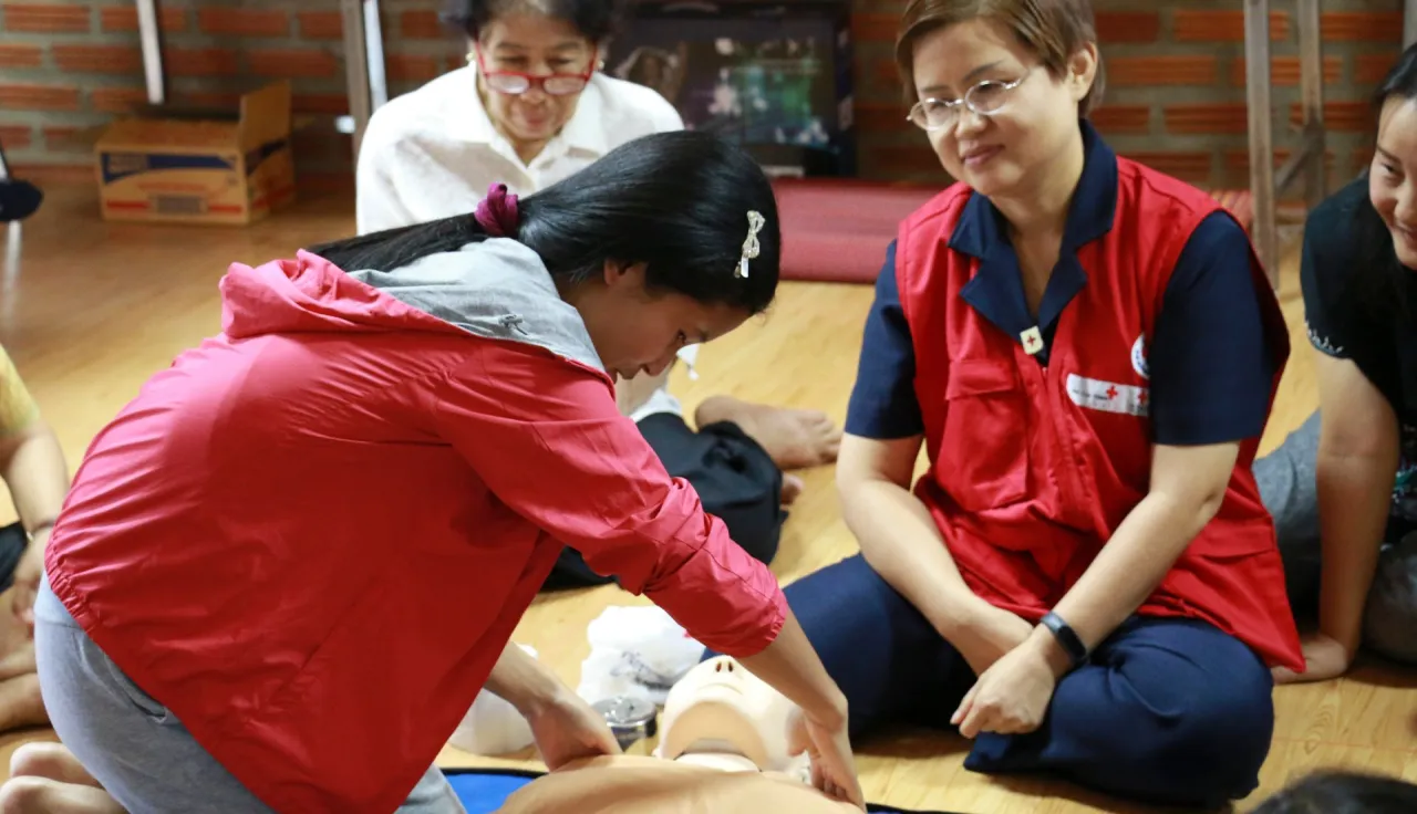 An ICRC first-aid training. 