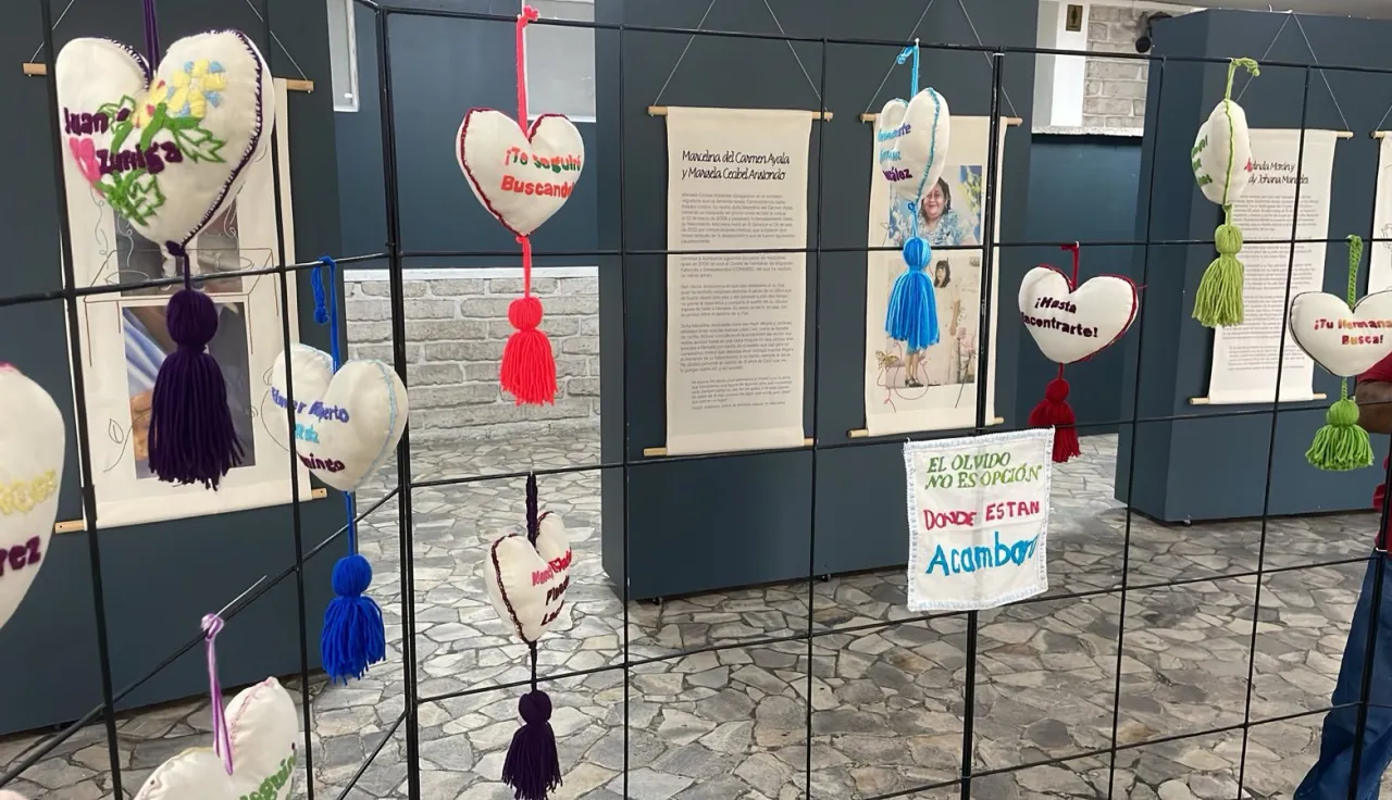 Exposición tejer memoria 