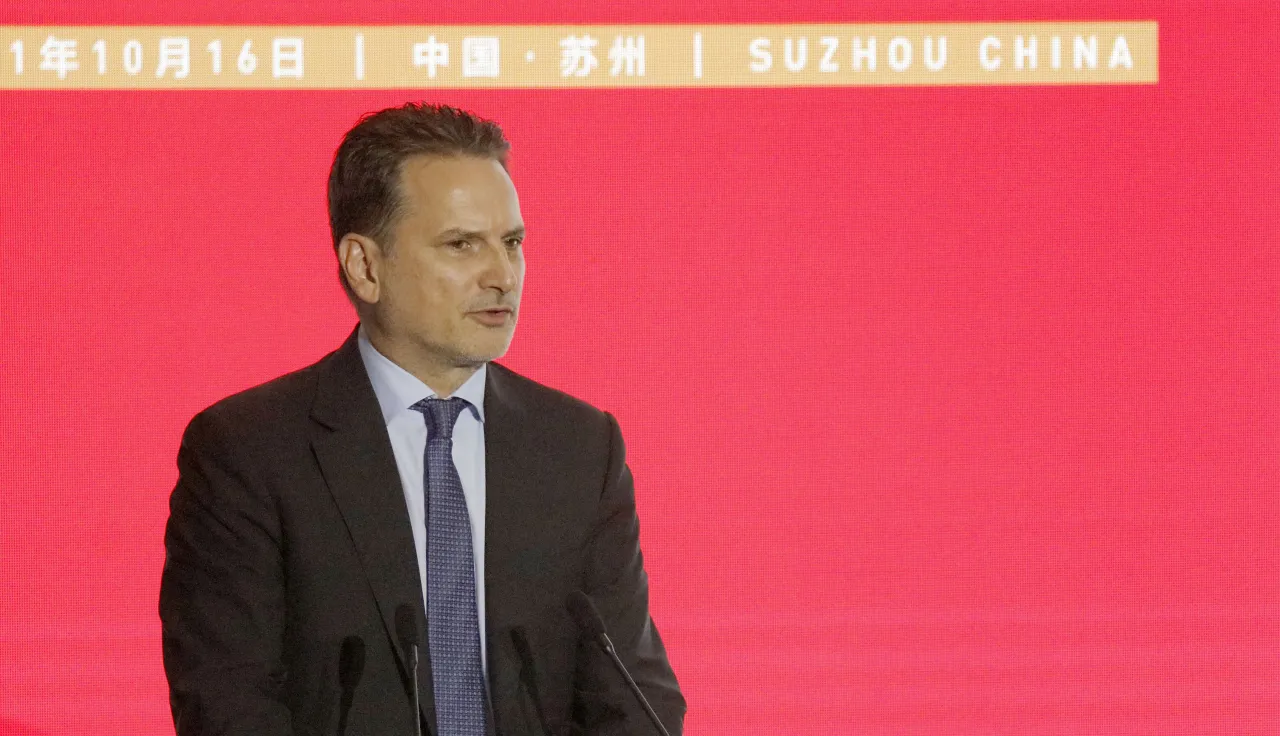 Pierre Krahenbuhl delievers a speech in Suzhou, China.