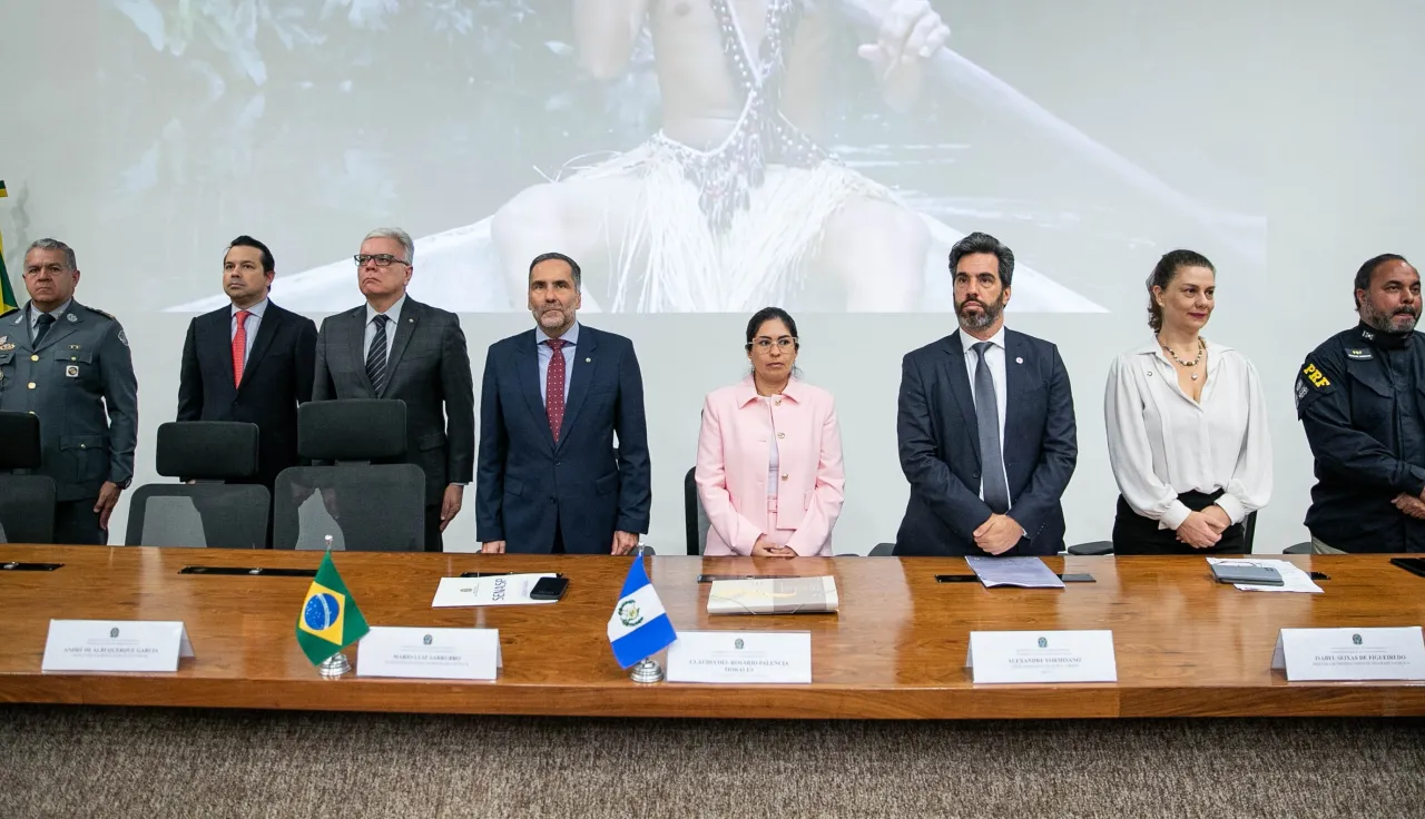Foto oficial