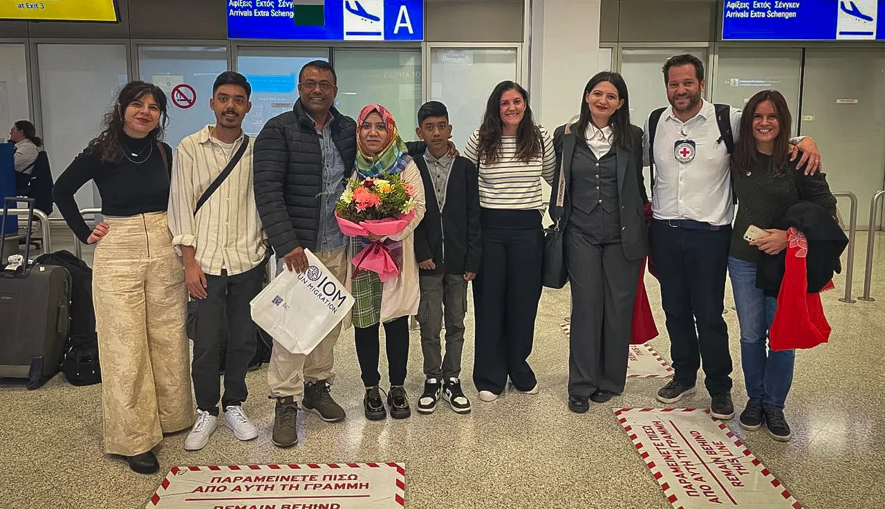 Bangladesh - Mariam and family reunited