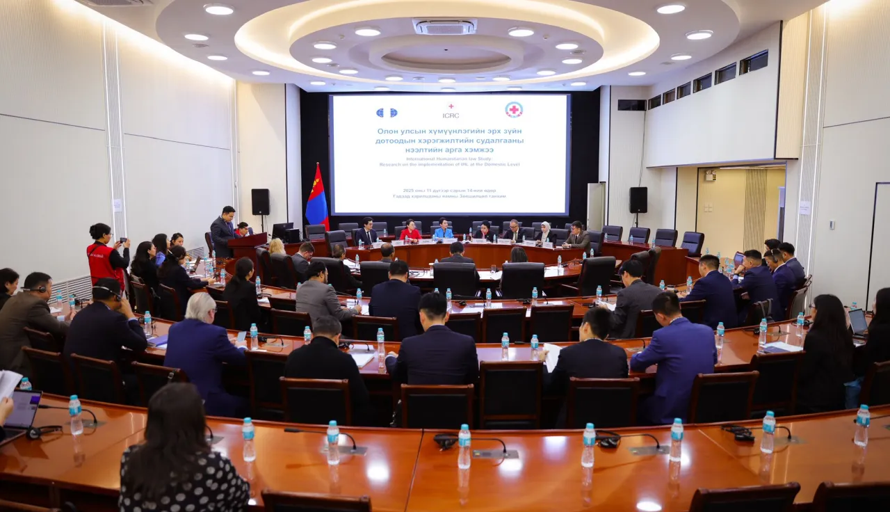 The Ministry of Foreign Affairs of Mongolia, the Mongolian Red Cross Society (MRCS), and the International Committee of the Red Cross (ICRC) today launched a comprehensive study assessing the implementation of international humanitarian law (IHL) in Mongolia. 