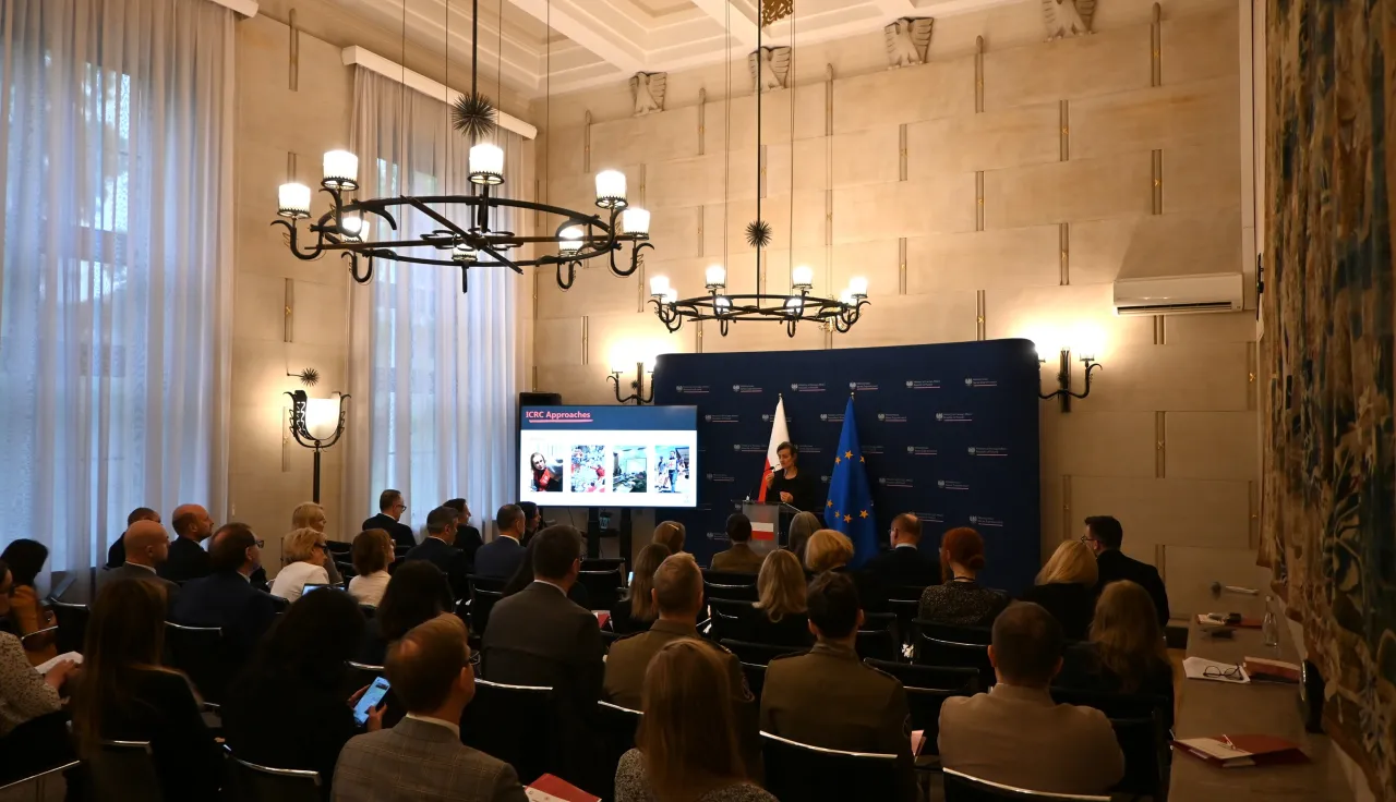 ICRC Chief Legal Adviser Cordula Droege visit to the MFA of Poland for high level briefing on IHL