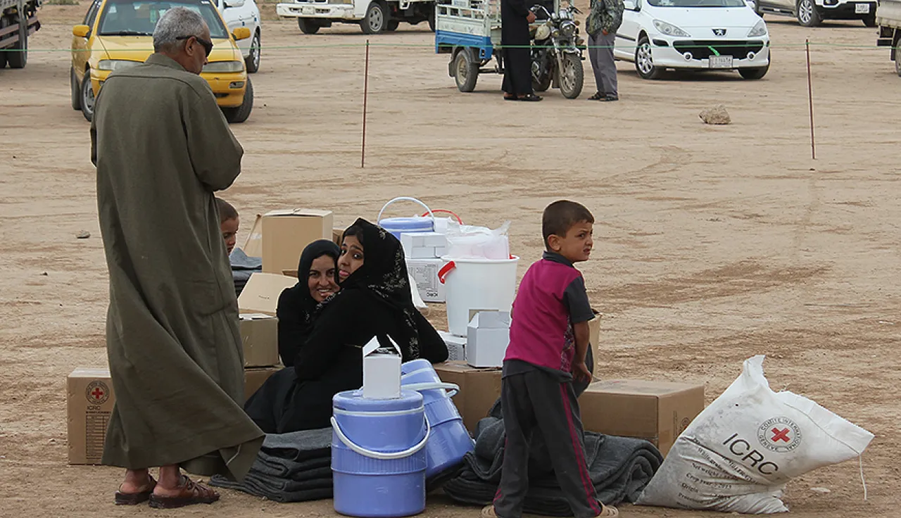 伊拉克：对平民特别是流离失所者而言难熬的一年| 红十字国际委员会