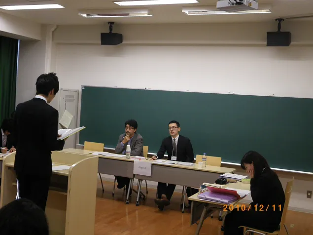 3个月前，京都大学代表队在日本首届国际人道法模拟法庭竞赛中获胜，赢得了参加在香港举办的第九届亚太地区国际人道法模拟法庭竞赛的入场券。