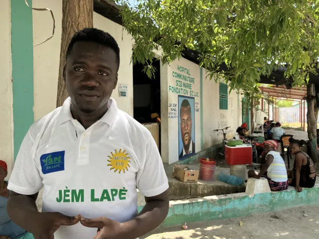 Doctor Elmondo Odas in Saint Marie Hospital, Brooklyn, Cité Soleil