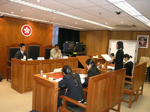 初赛在香港大学举行。