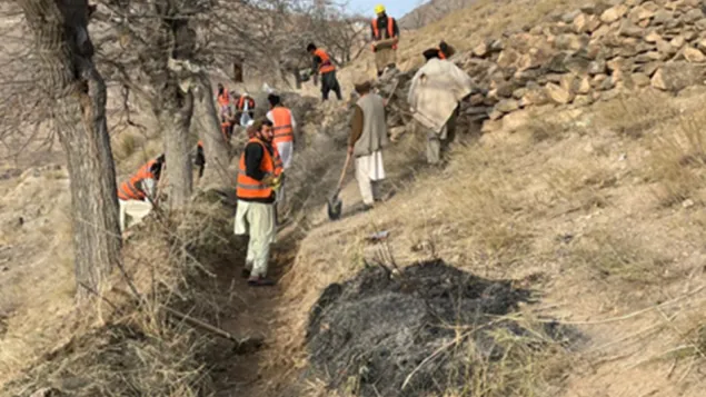 Local community members rebuilding irrigation canals in Hesarak, as part of our cash-for-work initiative.