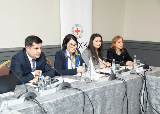 The ICRC presents its latest report on IHL and the challenges of contemporary armed conflicts.