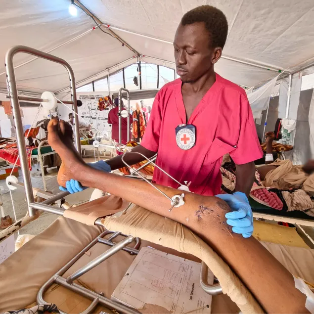 Mobile surgical team in Renk.