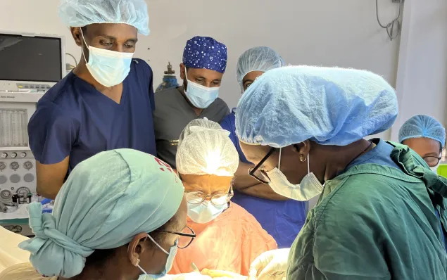 Doctors attending the practical training session in Alert Hospital OR .JPG