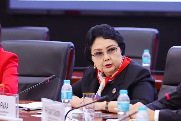 Mdm. Bolormaa Nordov, Secretary-General of the Mongolian Red Cross Society.