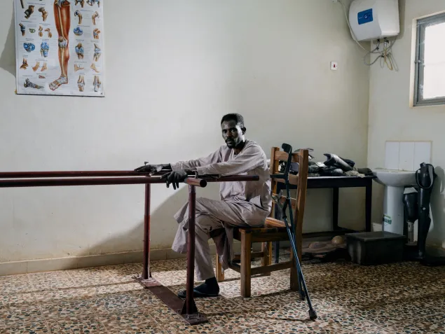 Issa Idriss Hassan, 43 at the ICRC-supported Physical Rehabilitation Center at Wau Teaching Hospital.