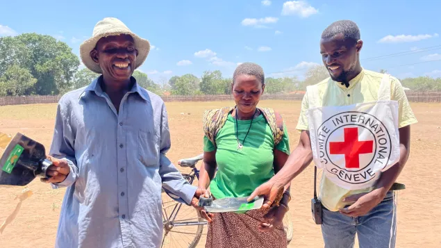 Fernando Chabuca*, 56, received 10 kg of beans, 10 kg of maize, 3 kg of sesame and one packet of cabbage seeds for first time.