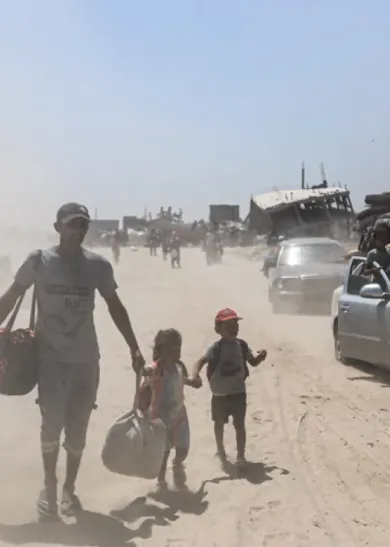 Civilians flee their homes in eastern Khan Younis, Gaza, 22 July 2024