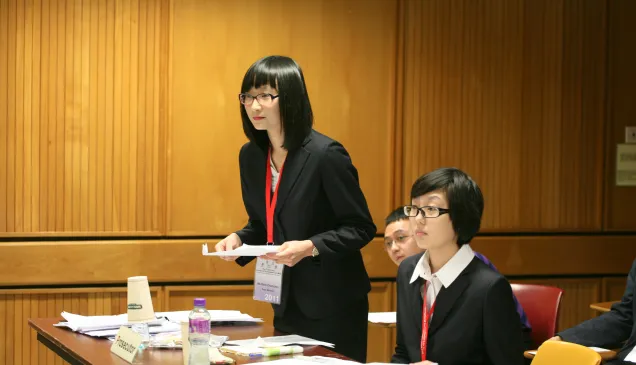 在获得北京高校间国际人道法模拟法庭竞赛第三名后,吉林大学代表队赢得了到香港参加第九届红十字国际人道法模拟法庭竞赛的机会。