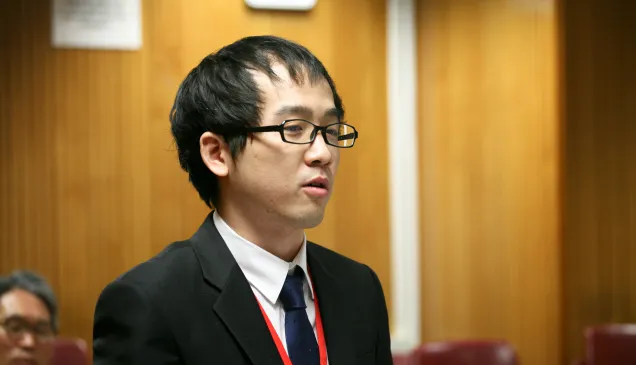 成均馆大学法律系学生金禹柱说他被法官们对整个案件的熟识度所折服,尽管这次比赛中的案件是虚构的。