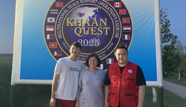 Kath Stewart, the ICRC’s Regional Coordinator for Armed and Security Forces in the Asia-Pacific, with colleagues of Mongolian Red Cross Society at Khaan Quest 2025. 