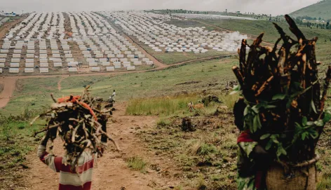 Refugees transport supplies to the Busuma camp, home to Congolese communities who have fled conflict.    4th March 2026, Busuma, Burundi