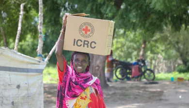 Lamu Drought Response - Mswakini village food distribution. The ICRC in partnership with the Kenya Red Cross have been scaling up operations in Lamu, Wajir, Mandera and Garissa with food and livestock support to assist the local communities. Photographer: John Bundi/Kenya Red Cross