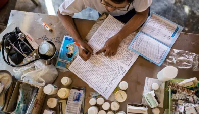 A rural clinic in Rakhine State, Myanmar. Head midwife Daw San Mya Aye at work. Minzayar OO/ICRC