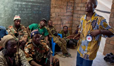 Central African Republic, Ouham province, village of Ouogo, in 2010. International humanitarian law dissemination session to the People's Army for the Restoration of Democracy (APRD). Marko Kokic/ICRC