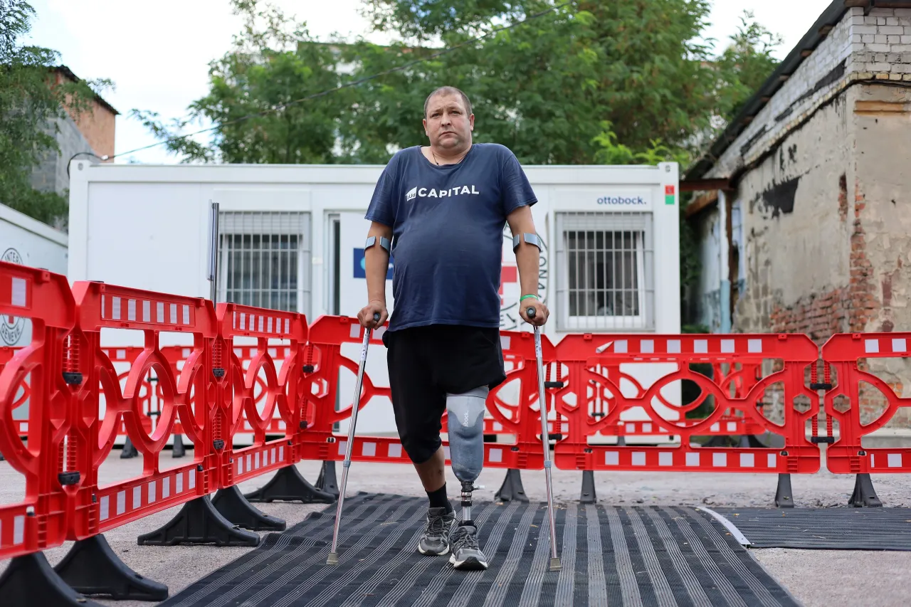 ICRC physical rehabilitation project in Kharkiv