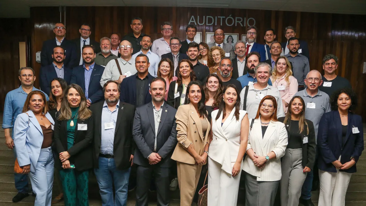 Foto Oficial