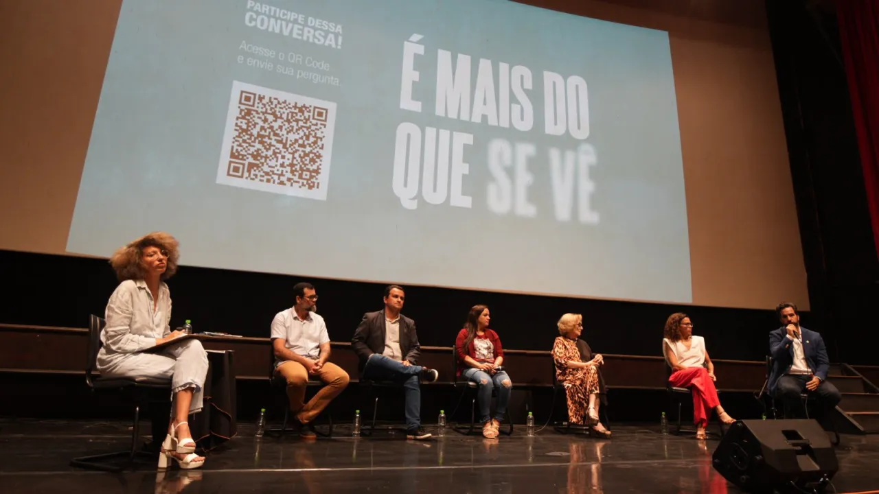 Apresentação do filme no cineteatro São Luiz