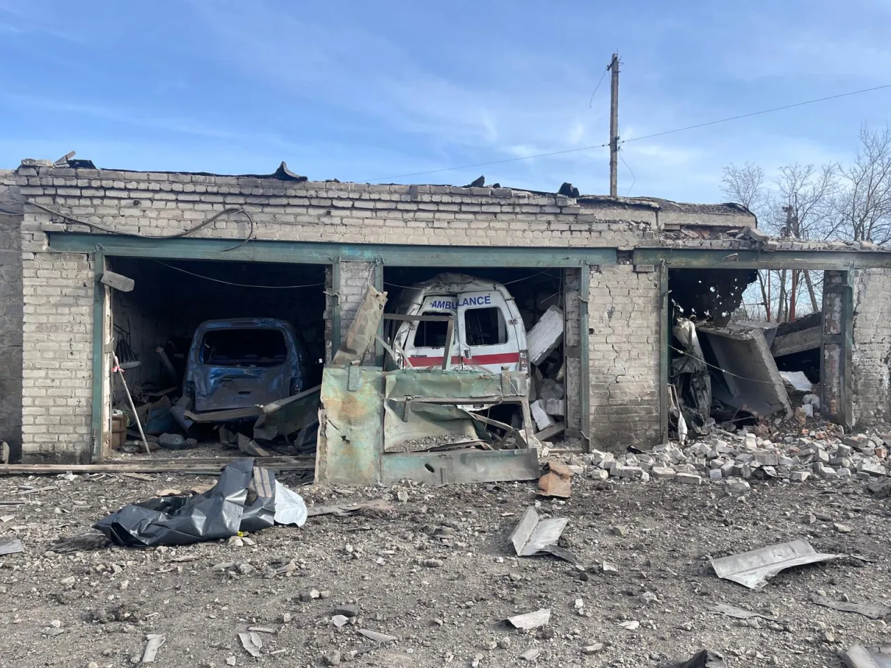 Damaged areas of the Selydove Central City Hospital. ICRC
