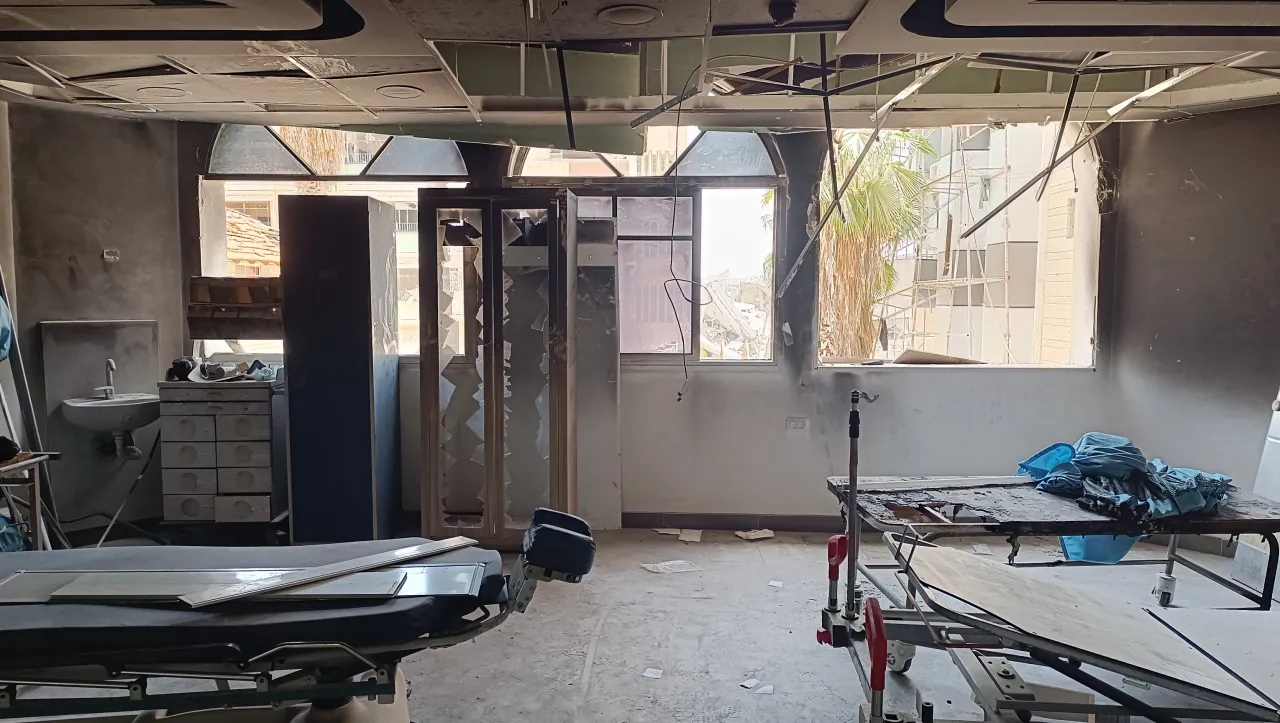 Photos showing damage caused to the endoscopy room in Al Amal Hospital, Khan Younis – May 2024 Gaza.