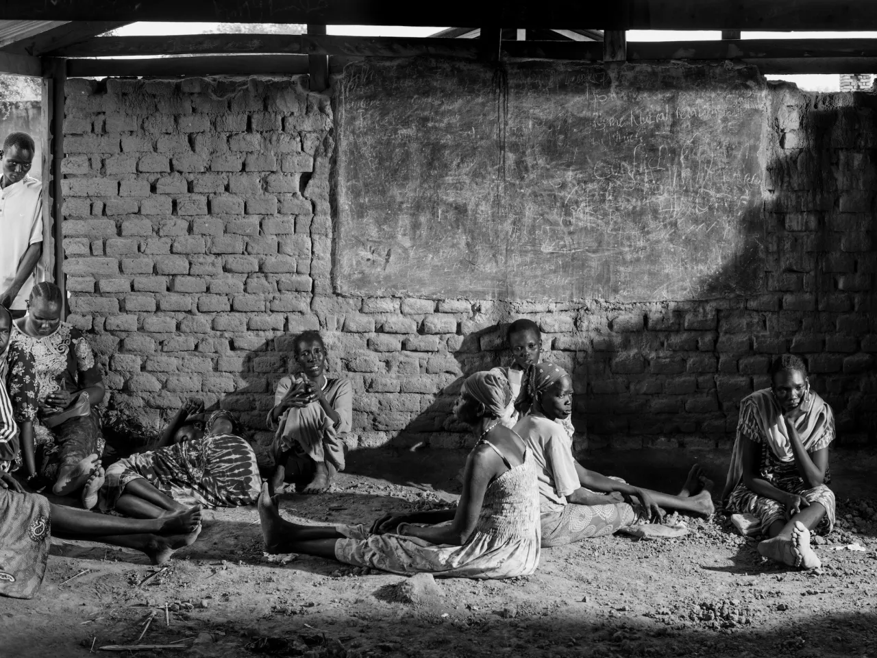 ICRC staff and South Sudan Red Cross volunteers set aside this structure for lactating mothers and persons with disabilities.