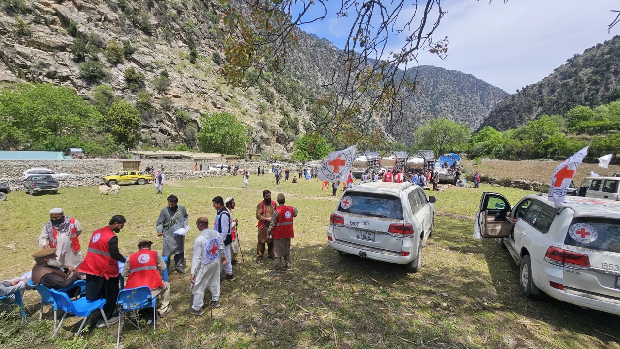 A multi-day humanitarian response commenced in Kamdesh District and expanded to reach communities in Barg-i-Matal District of Nuristan Province, where ongoing armed conflict and prolonged restricted access have left thousands of families in urgent need of assistance.