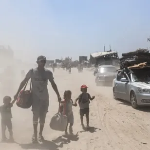 Civilians flee their homes in eastern Khan Younis, Gaza, 22 July 2024