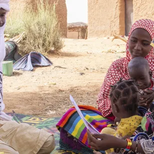 Après une longue attente, Adiza reçoit les nouvelles de sa tante