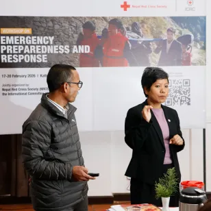 Session on Re-uniting family éinks